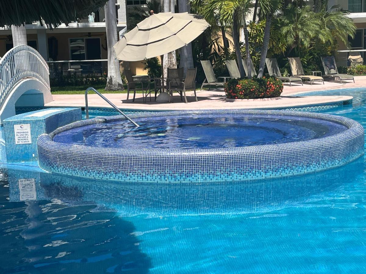 Comodo Departamento En Acapulco Diamante Exterior photo